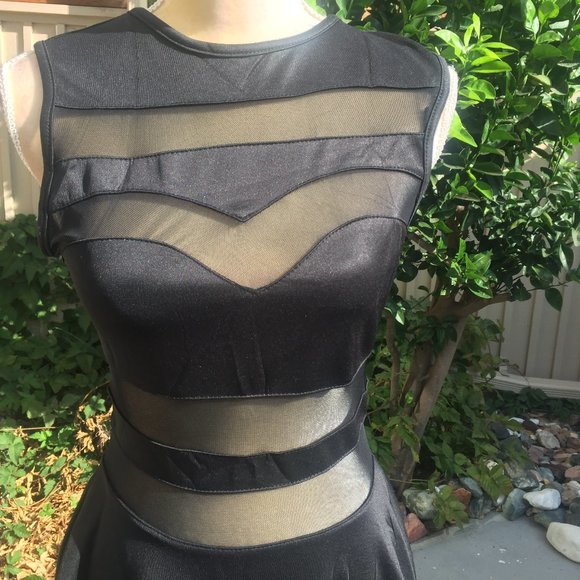 Little black dress mesh panels - Picture 8 of 9
